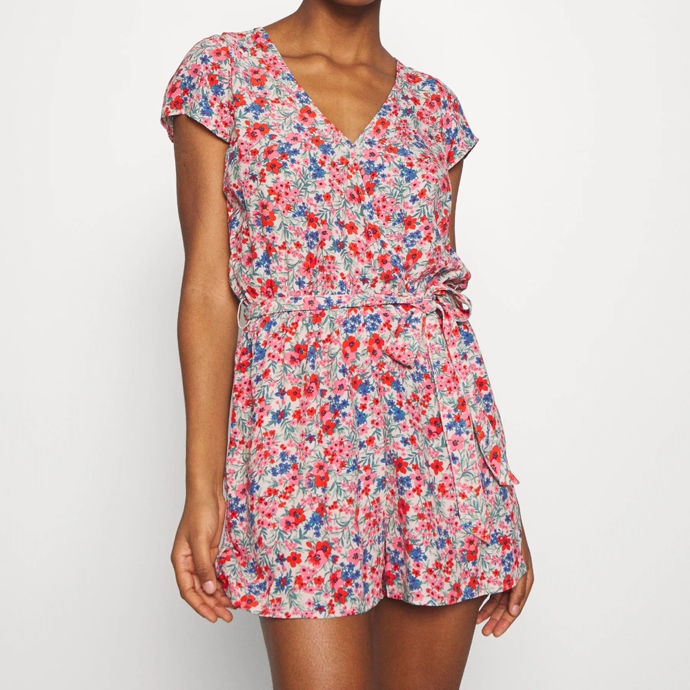 American Eagle Floral Surplice Romper Keyhole Back